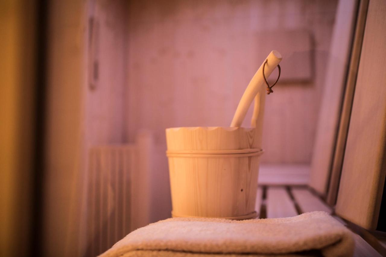 Slow Living Suite - Ferienwohnung Mit Privater Sauna & Garten Fiss Exterior photo