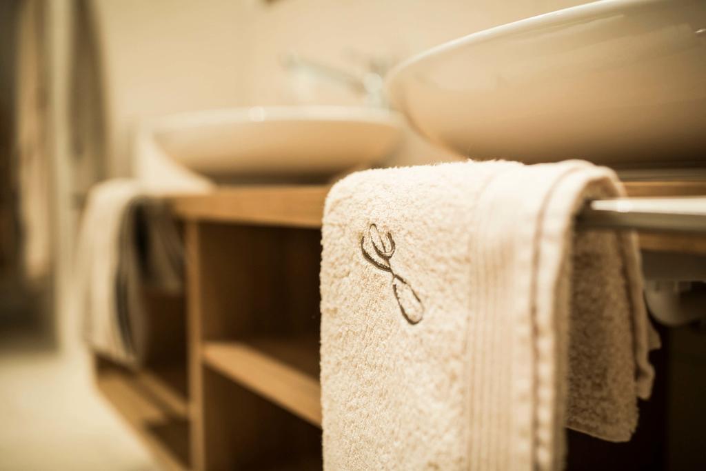 Slow Living Suite - Ferienwohnung Mit Privater Sauna & Garten Fiss Exterior photo