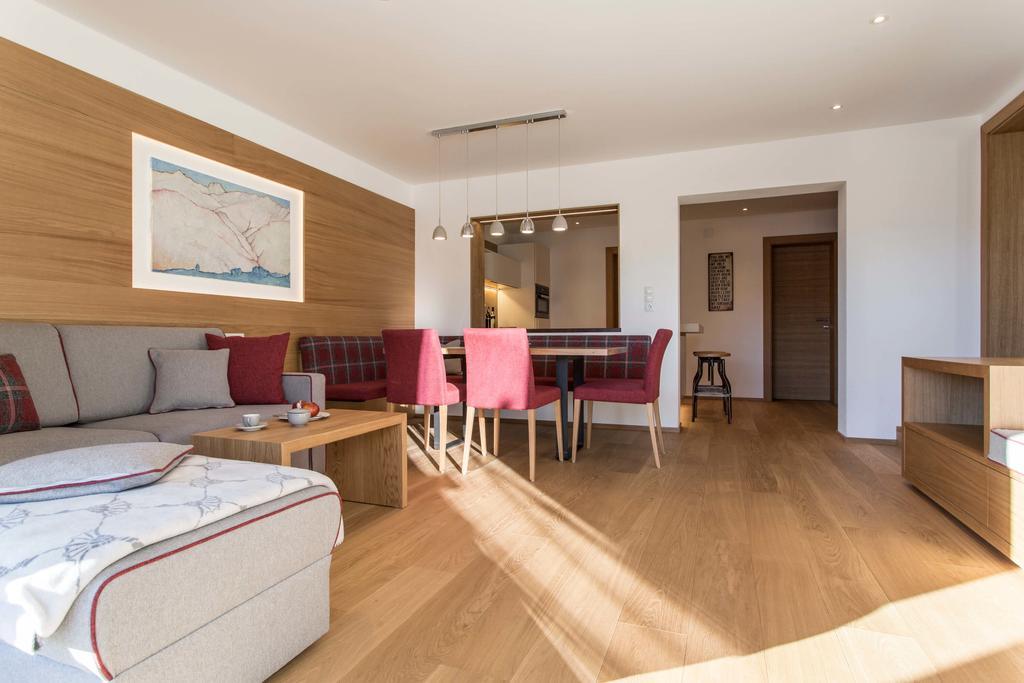 Slow Living Suite - Ferienwohnung Mit Privater Sauna & Garten Fiss Exterior photo